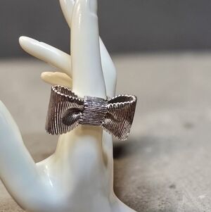 Kate Spade "All Wrapped Up" Bow Ring